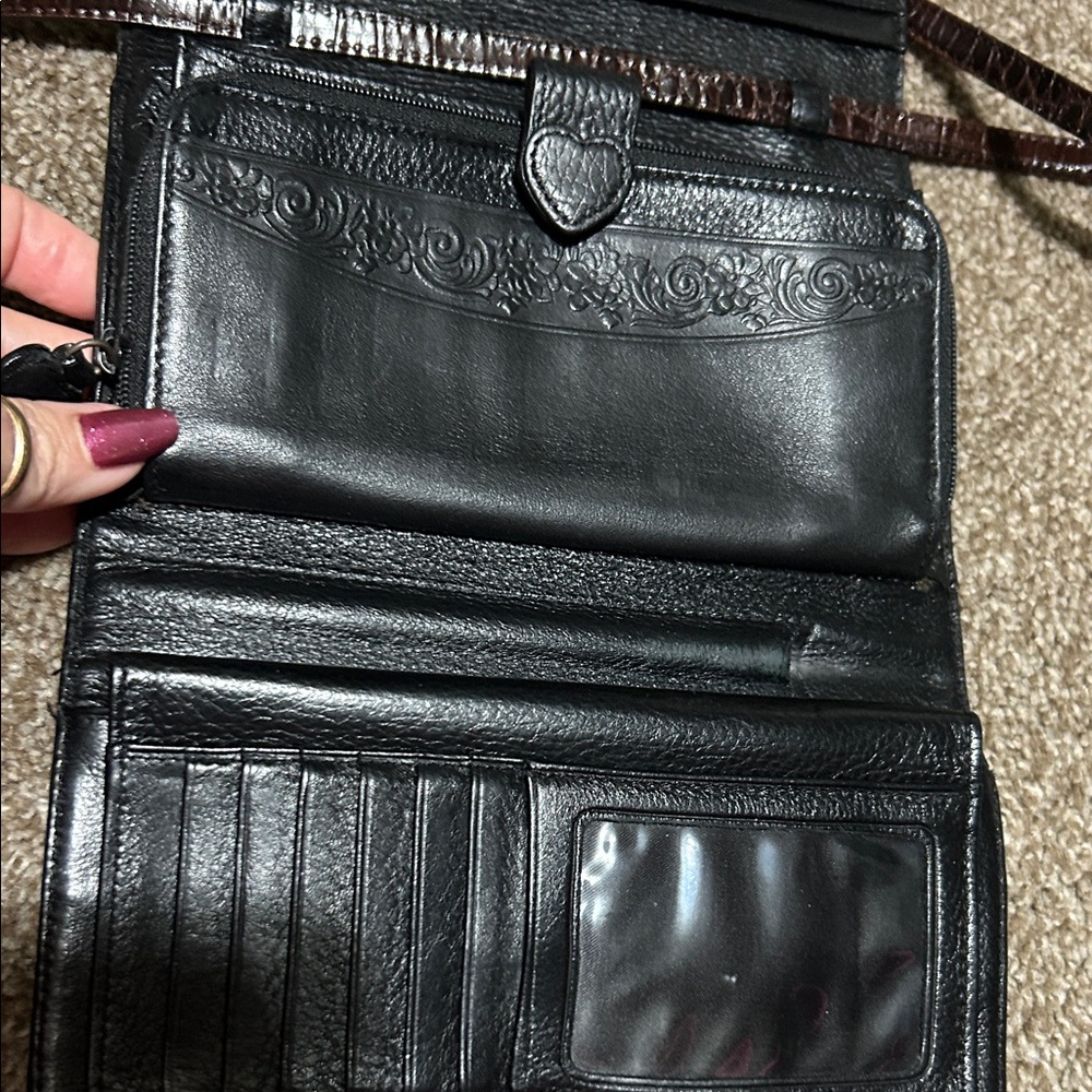 Brighton Two-Toned Crocodile Embossed Leather Brown & Black Crossbody Bag - Picture 5 of 9